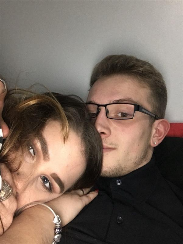Beth and Greg together on their first day as a couple